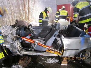 17.01.2017 THL Übung PKW